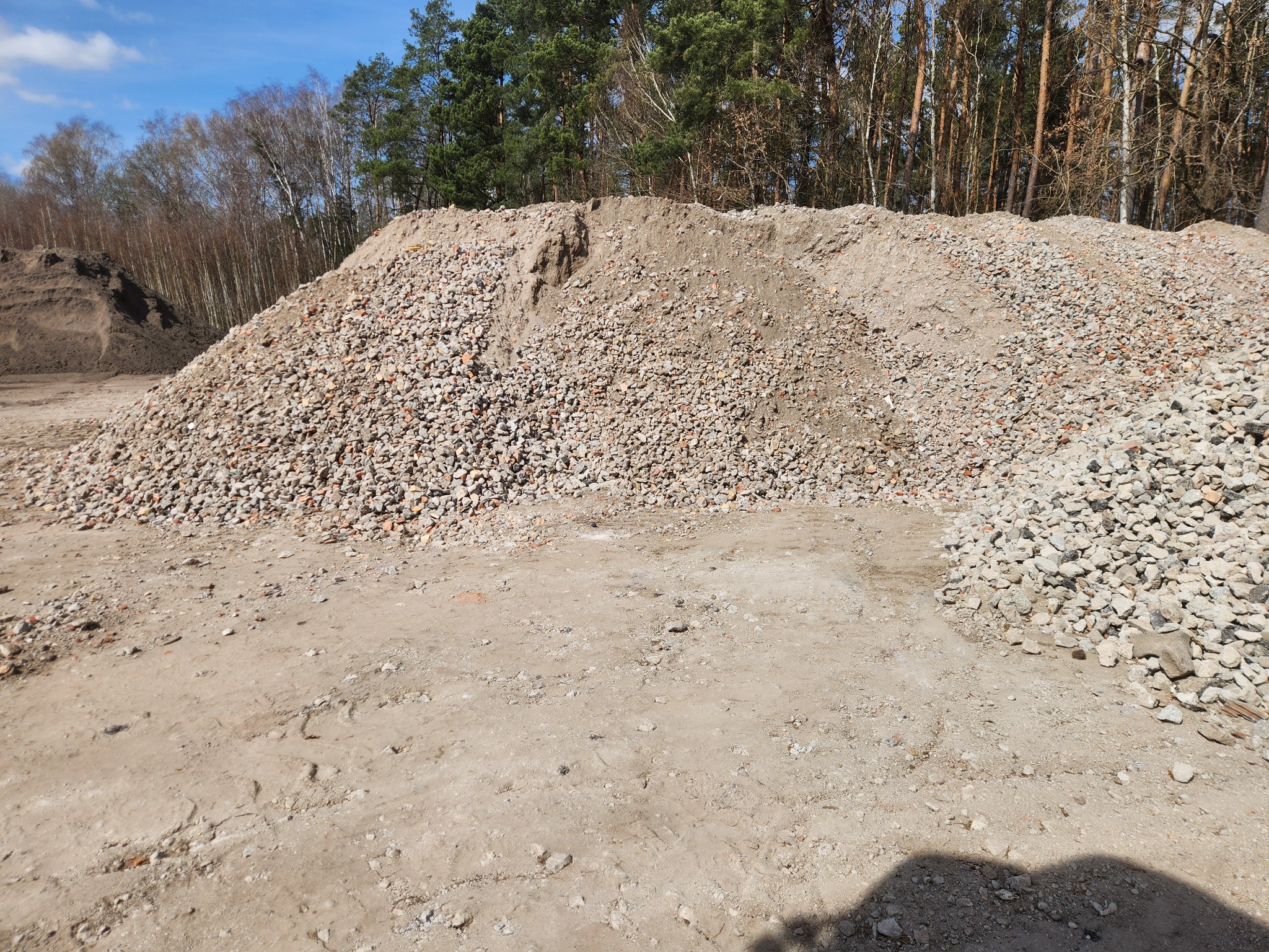 Gruz betonowy oraz gruz ceglany