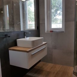 Glazurnik Adolfów 3