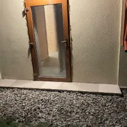 Budowa stopnia z piaskowca .