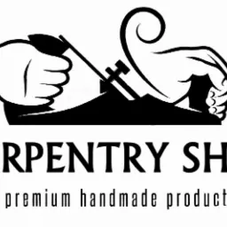 Grafika: ręce strugają drewno. Czarno-białe logo 'Carpentry Shop', podkreślone frazą 'premium handmade product'. Stylizowane, rzemieślnicze.