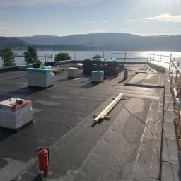 praca nad fjordem 