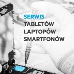 Silico-Bit - Rozłożony smartfon z odpiętym ekranem, naprawiany przy użyciu wkrętaka przez osobę w rękawicach ochronnych, na białym stole.