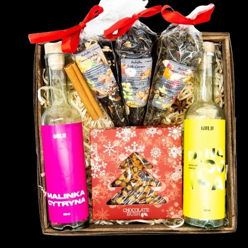 koszyk prezentowy z zestawem do nalewek DIY czekoladą świąteczną i zestawem herbat