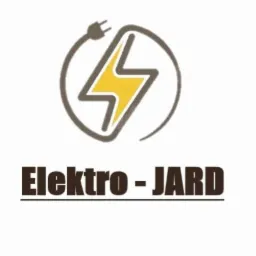 Logo firmy Elektro-JARD z symbolem błyskawicy w okręgu z wtyczką, na białym tle.