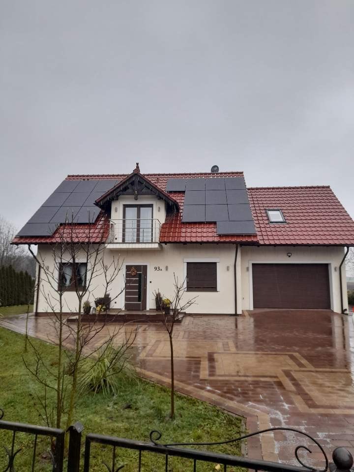 PV 9.68 kWp moduły Jinko w technologii Top Con