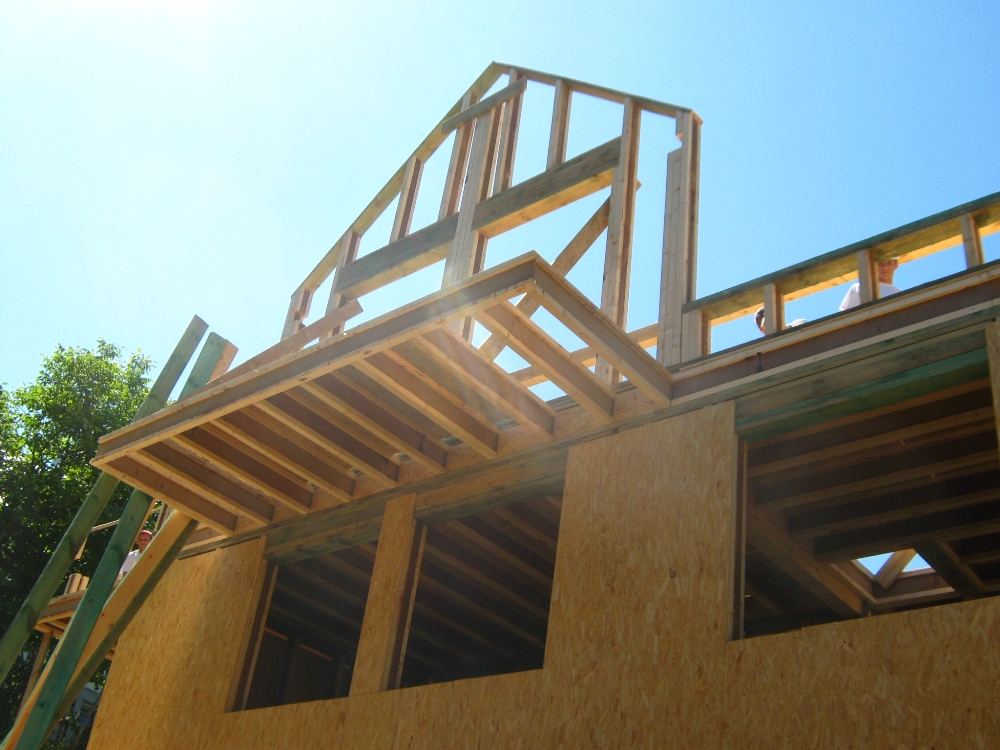 Budowa domów drewnianych