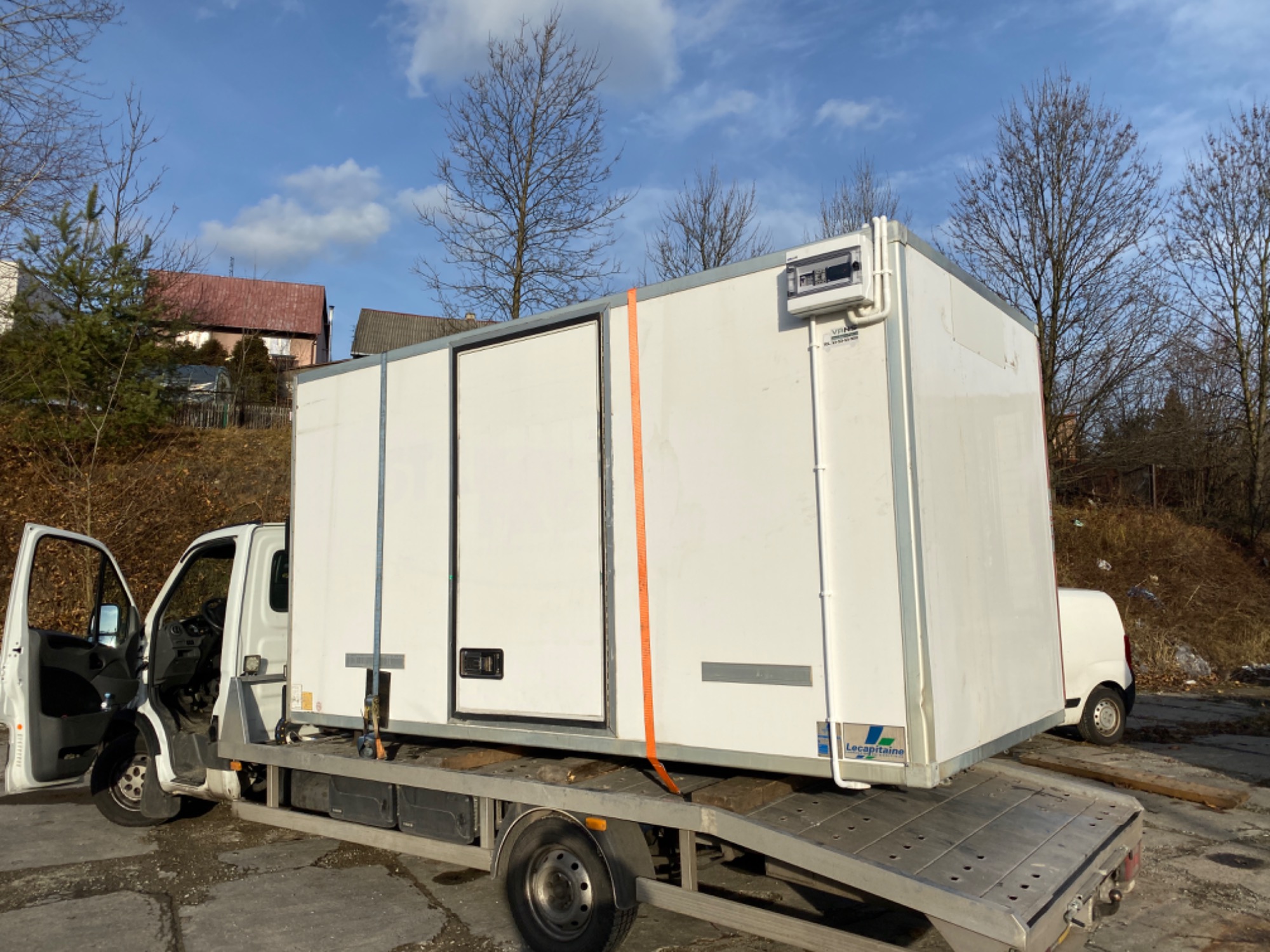 Transport kontenera do klienta