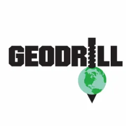 Logo firmy GeoDrill z stylizowaną wiertnicą nad globusem.