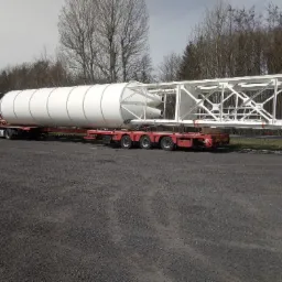 Gabaryty ponad gabaryty niskopodwozie