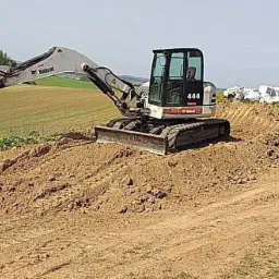 Przygotowanie terenu pod budowę osiedla domków jednorodzinnych