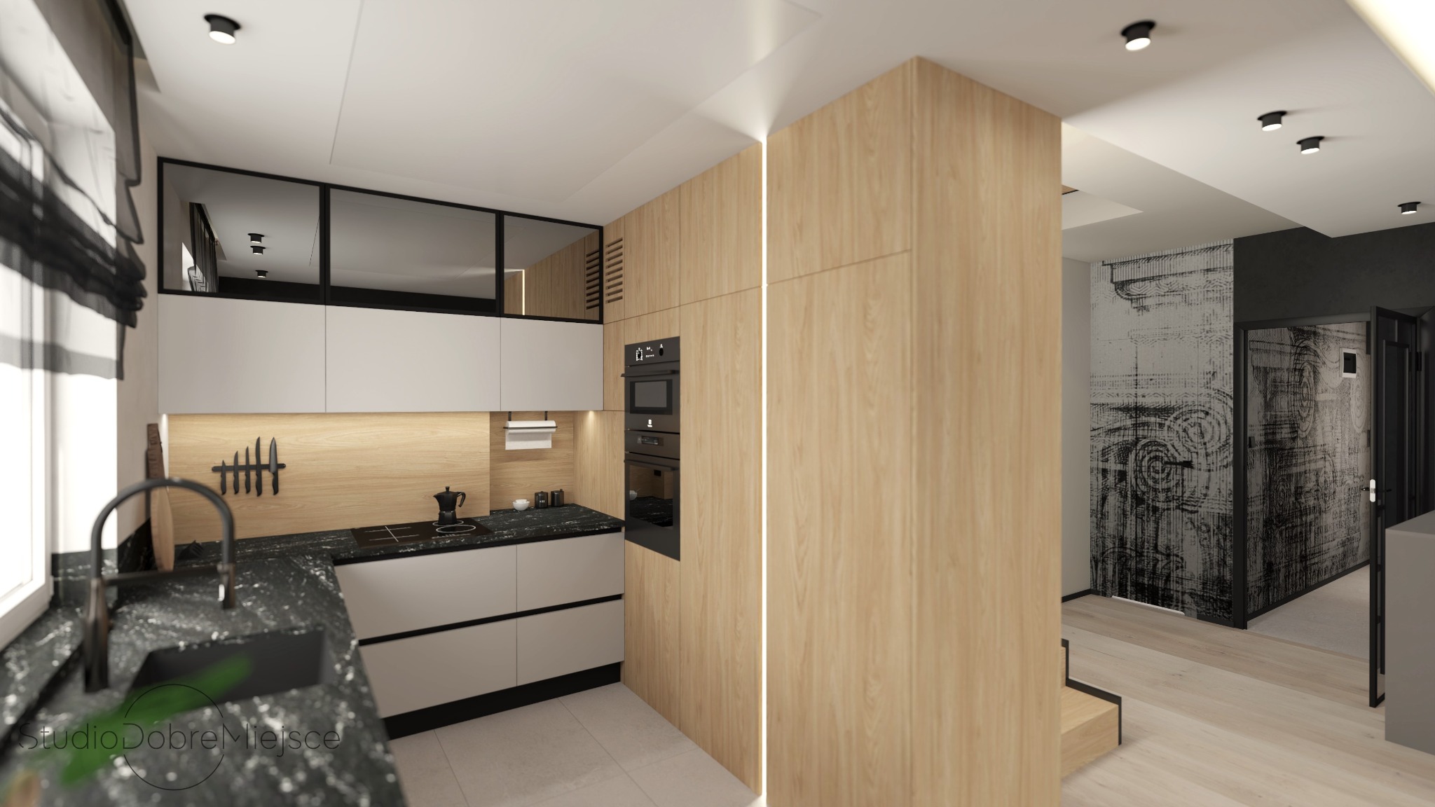 Nowoczesna kuchnia z drewnianymi frontami, czarnym blatem i oknem z roletami. Widoczny fragment salonu z dekoracyjną tapetą. Minimalistyczny design.