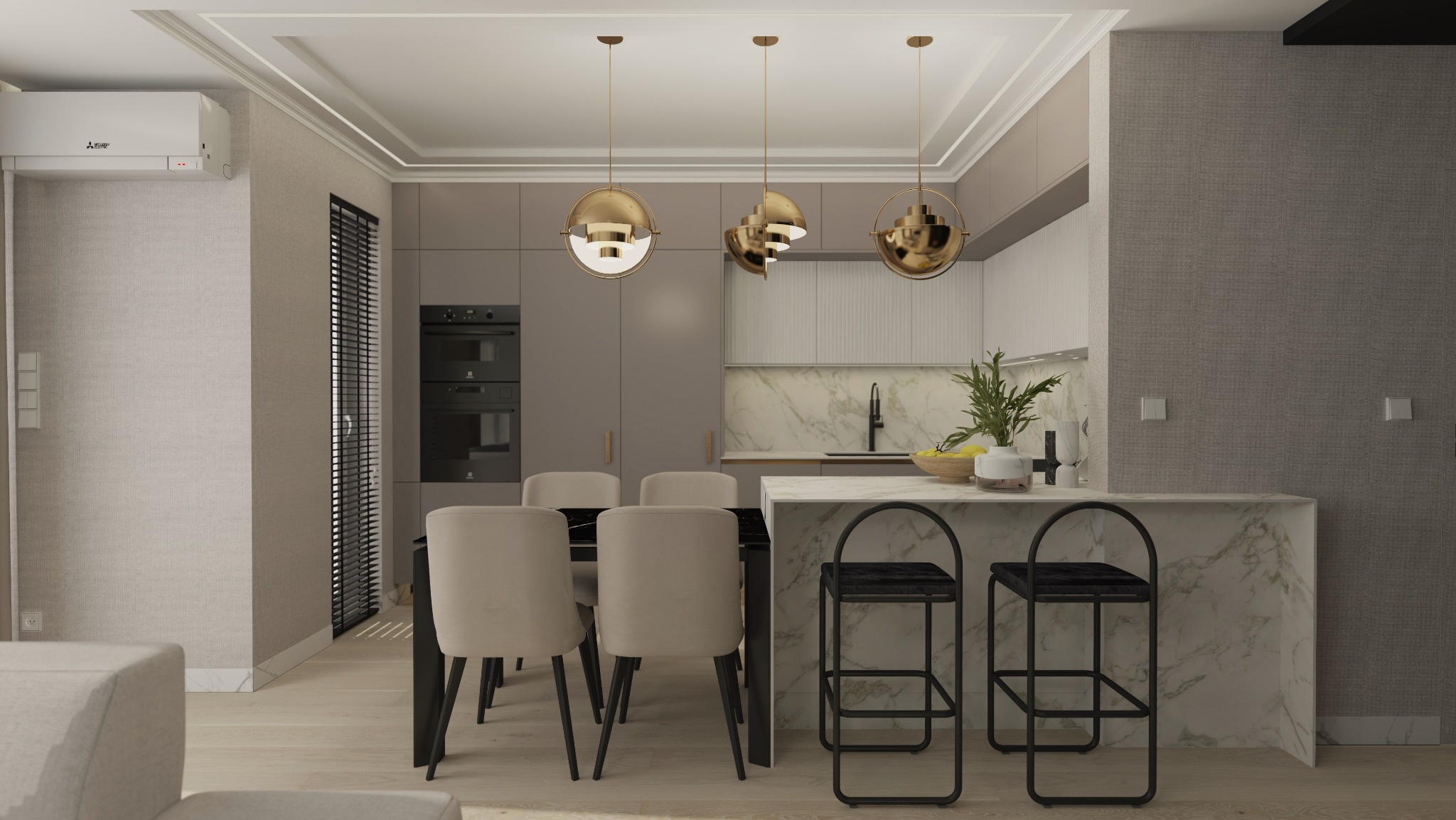 Stylowa aranżacja kuchni z wyspą i krzesłami barowymi, oświetlona wiszącymi lampami w kolorze złota. Neutralna kolorystyka ścian i mebli.
