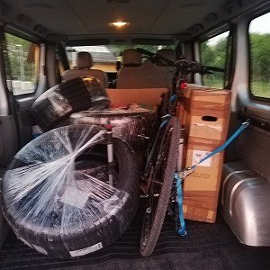 Przewóz paczek, rowerów, rzeczy o średnich gabarytach.