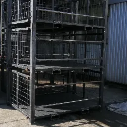 Palety transportowe.