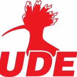 Czerwone logo firmy DUDEK z stylizowaną czubatką na białym tle.