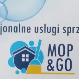 Profesjonalne usługi sprzątające MOP & GO w Mielnie. Grafika z motywem domu, mopa i bąbelków. Oferta firmy sprzątającej.