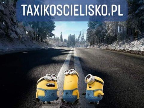 Grafika reklamowa taksówki Taxikoscielisko.pl z trzema postaciami Minionków na zimowej drodze.