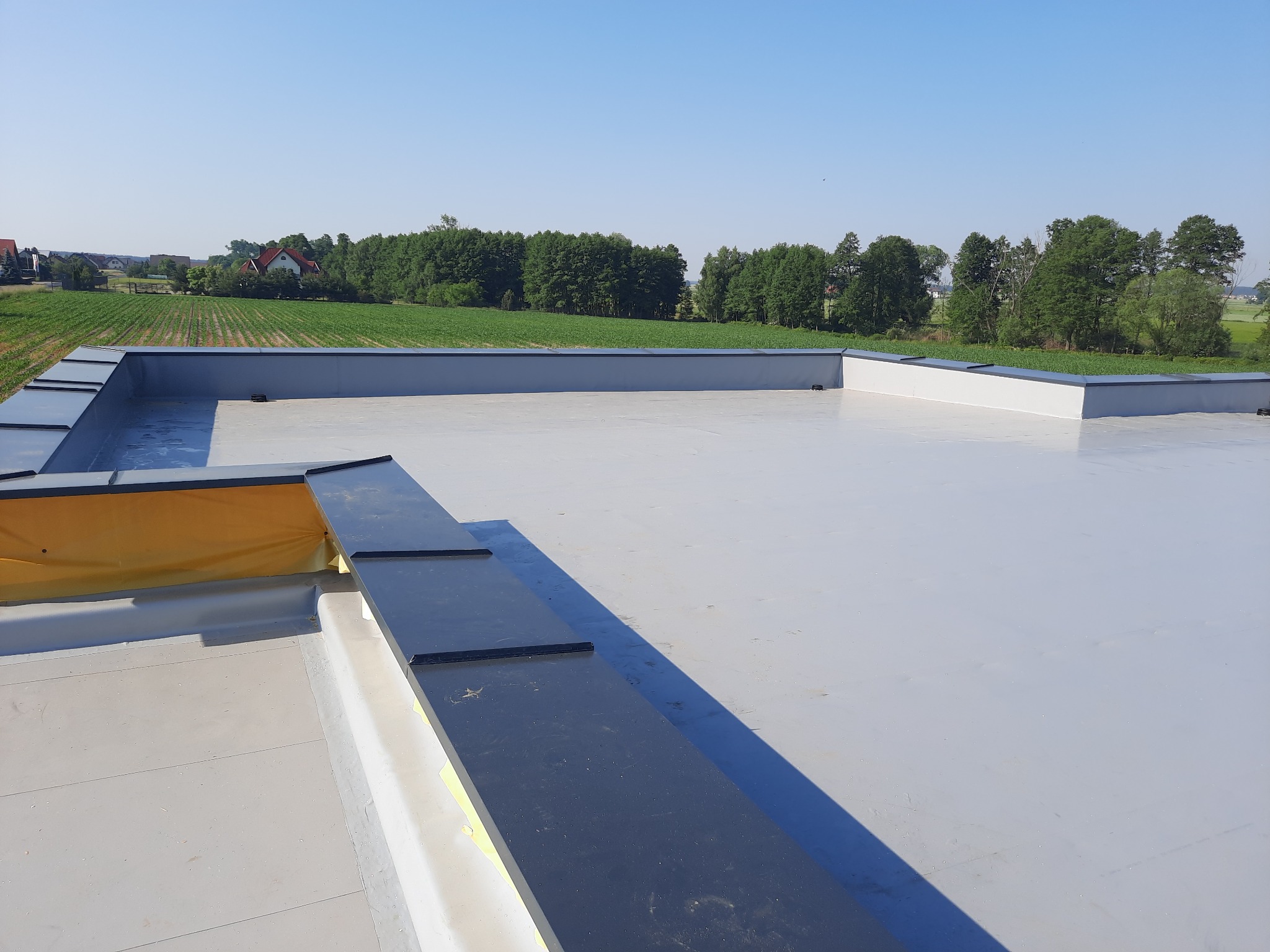 Dach z membrany PVC