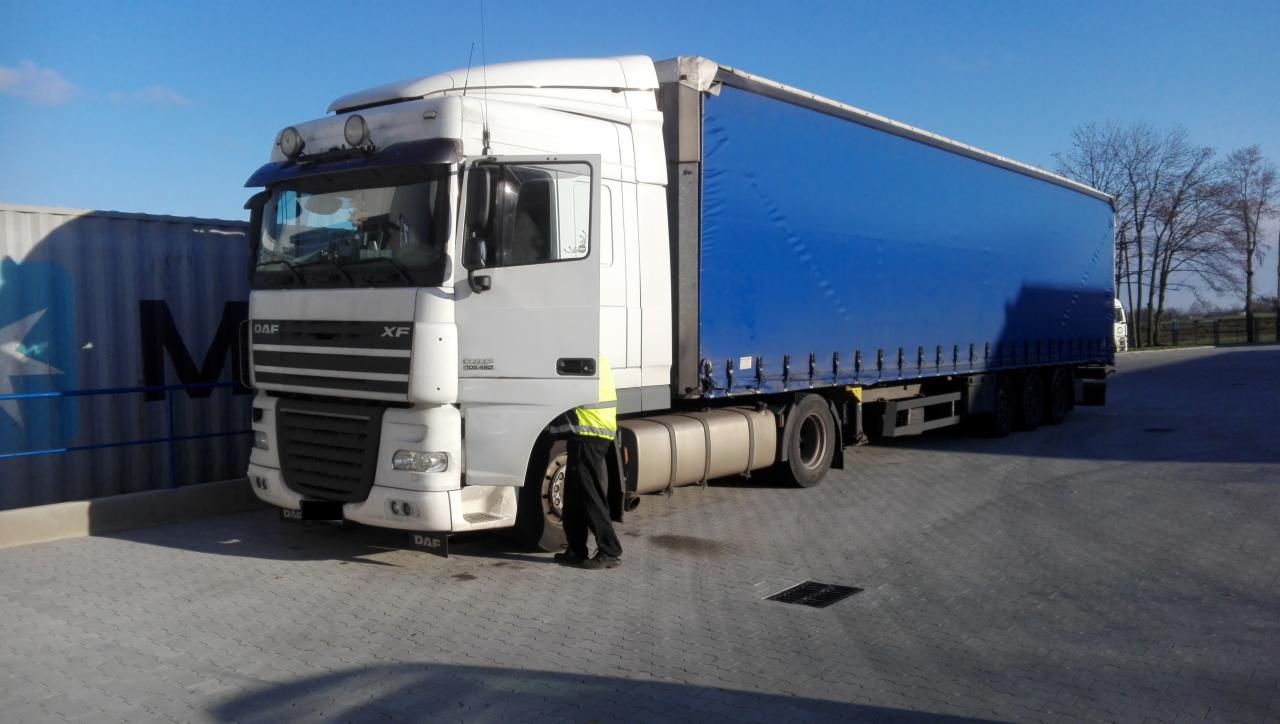 Zestaw DAF + Naczepa Schmitz