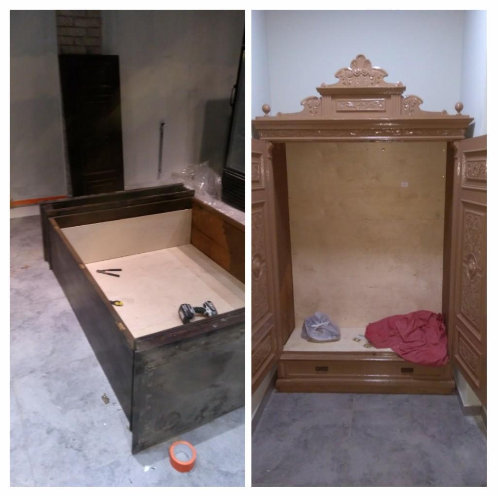 Dwa ujęcia: po lewej niedokończona konstrukcja drewniana z wkrętarką i narzędziami, po prawej drewniana szafka z otwartymi drzwiami, widoczne elementy dekoracyjne i zawartość wnętrza.