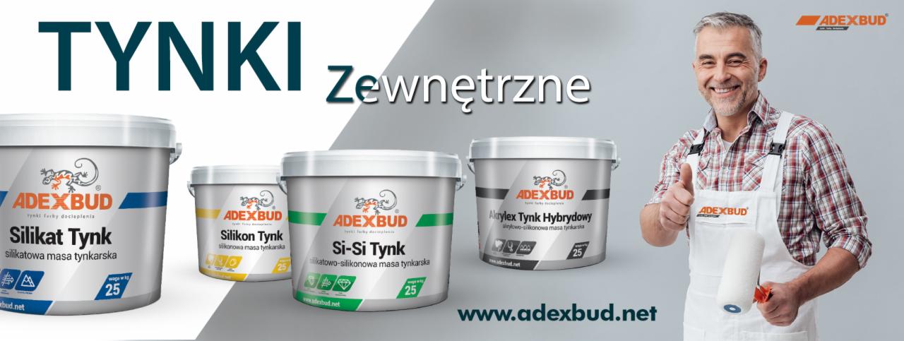 Puszki z tynkiem silikatowym, silikonowym i akrylowym marki Adexbud, rekomendowane przez uśmiechniętego malarza w białym kombinezonie.