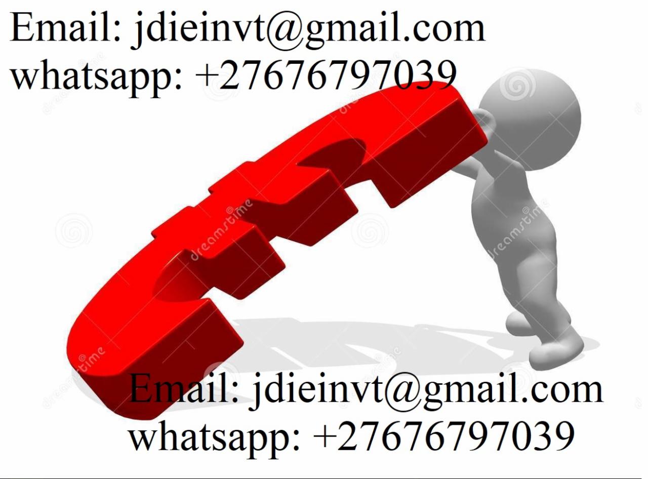 Stylizowana postać dźwiga czerwony znak zapytania; kontakt email i numer WhatsApp widoczne na białym tle.