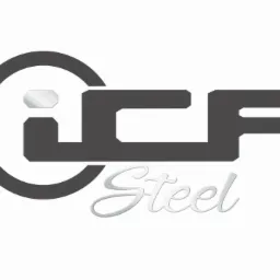 Logo firmy ICF Steel z ciemnoszarym symbolem i srebrnym napisem Steel na białym tle.