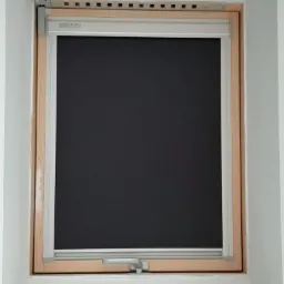 Roleta materiałowa dachowa Z-Wave