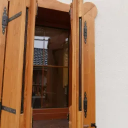 Bariery podczerwieni w okiennicach.