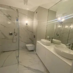 Łazienka kompleksowo , gres 120x120 i 90x120