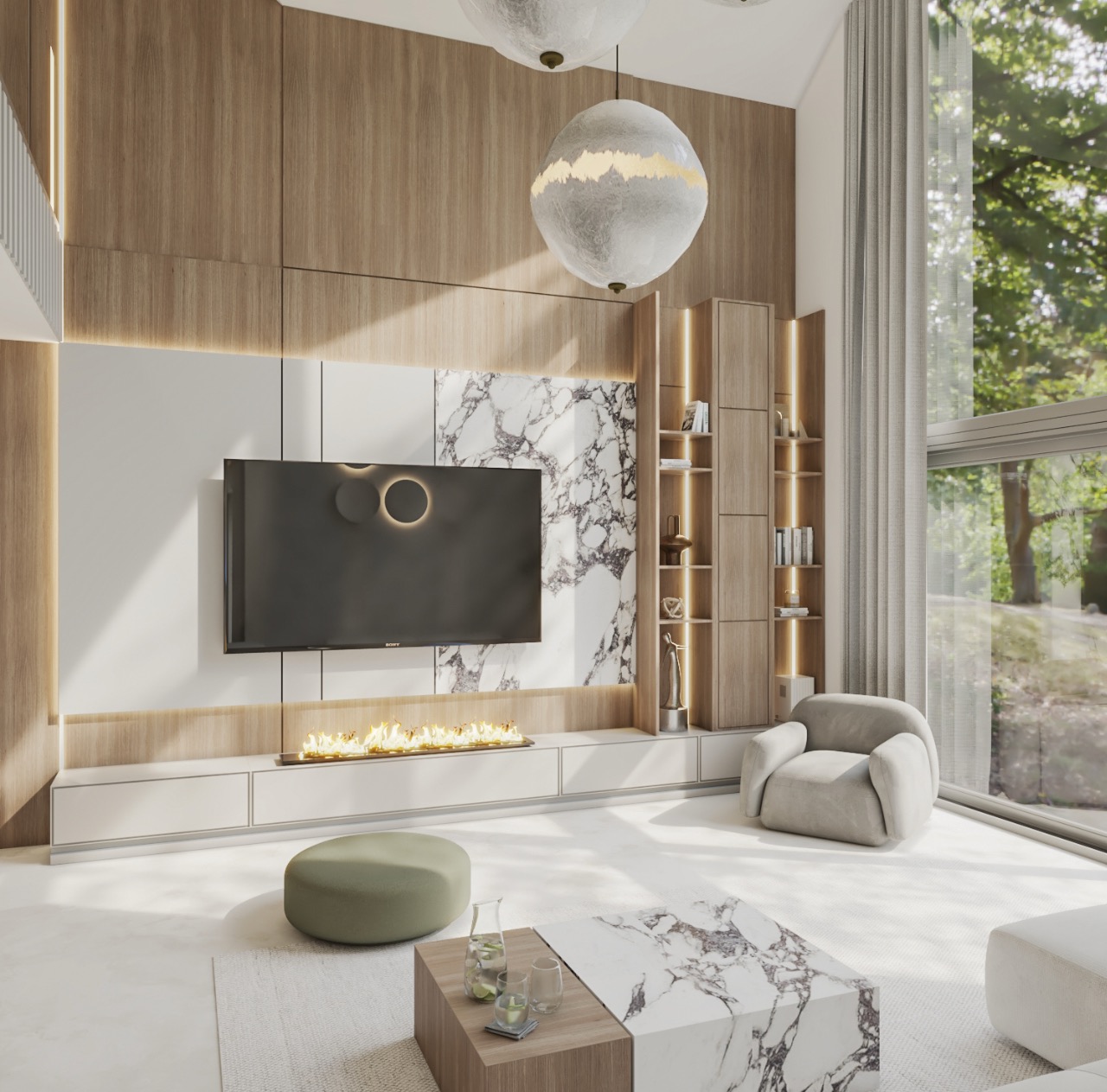 Nowoczesny salon z marmurową ścianą, kominkiem i dużym oknem z widokiem na zieleń. Jasne kolory, minimalistyczny design i designerskie lampy.