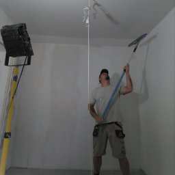 Mariusz Kujawski M-BUD - Układanie Paneli Żywiec