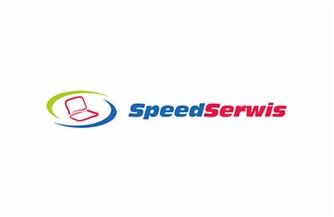 Logo firmy SpeedSerwis z stylizowanym symbolem laptopa w kolorze czerwonym, umieszczonym w zielono-żółtym owalu. Nazwa firmy zapisana niebiesko-czerwonym fontem.