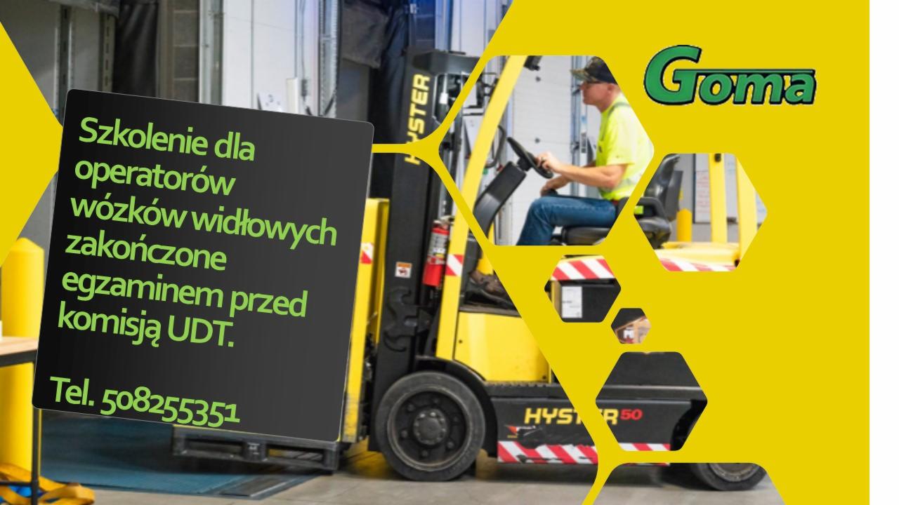 Operator wózka widłowego Hyster R50 w trakcie szkolenia, widoczna tablica informacyjna z tekstem 'Szkolenie dla operatorów wózków widłowych zakończone egzaminem przed komisją UDT' oraz numer telefonu.