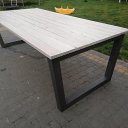 Sky-Welds - Stół ogtodowy