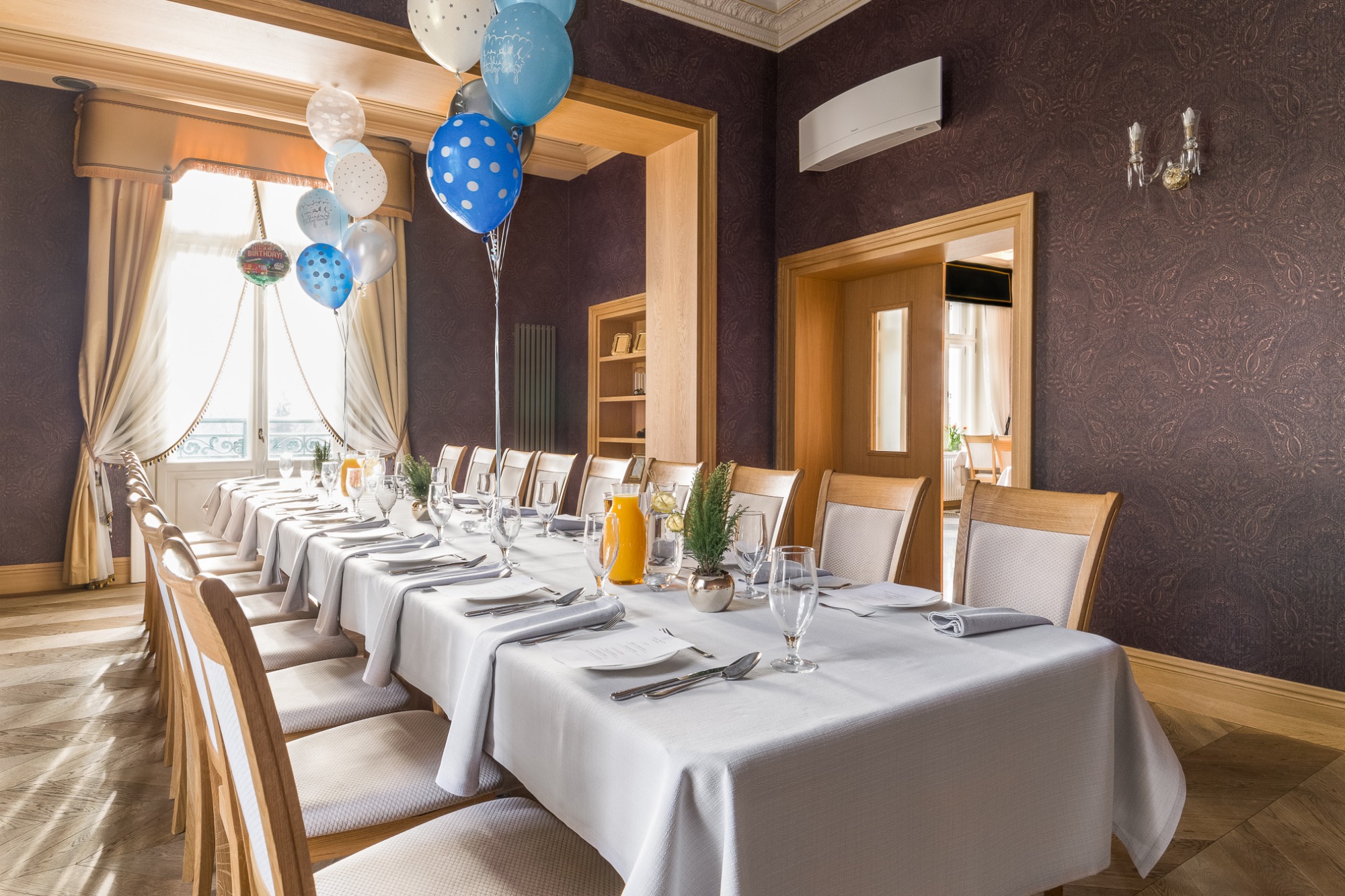 Restauracja - sala bankietowa