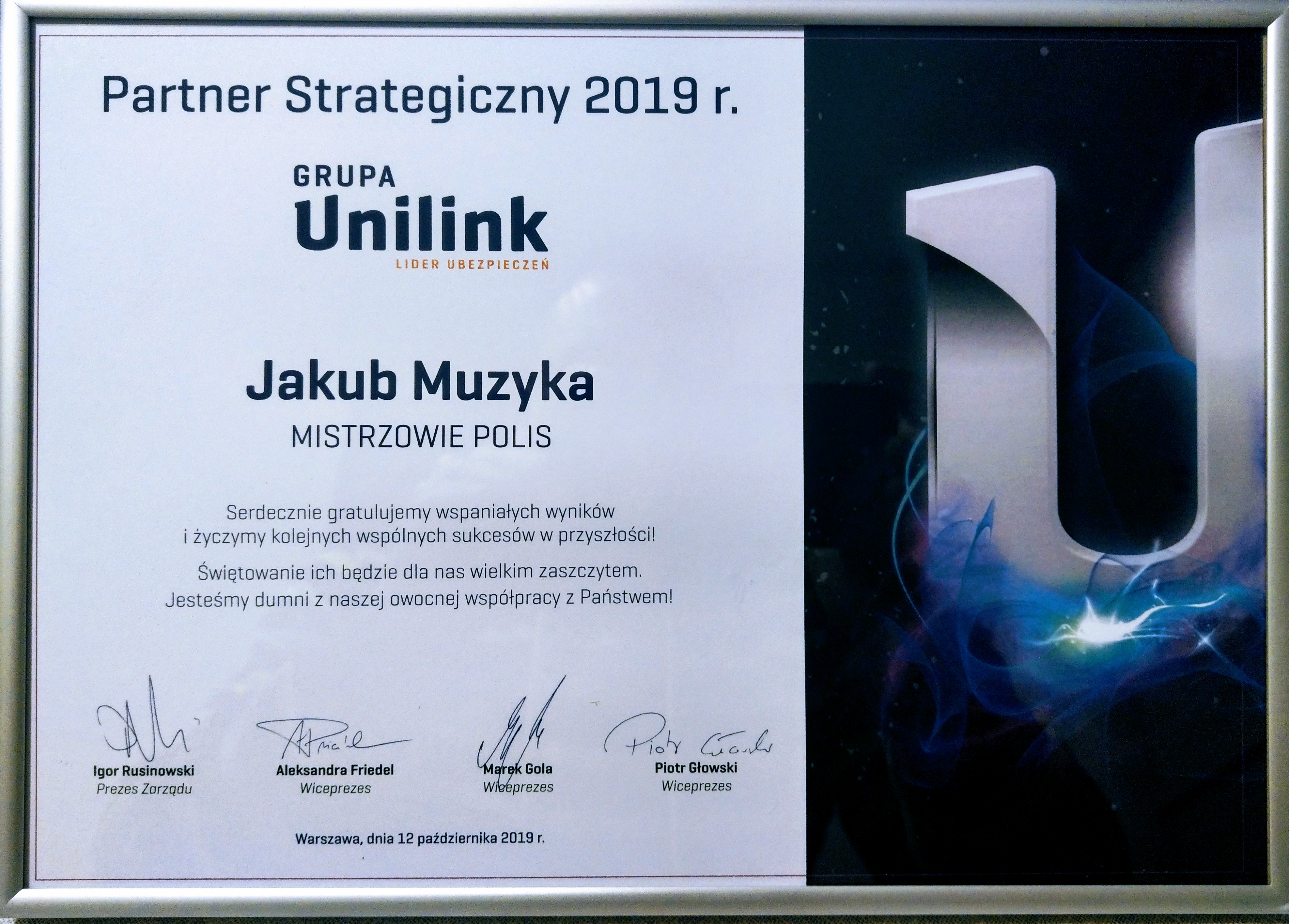 Dyplom dla Partnera Strategicznego 2019 Grupy Unilink z miejscowości Hordzieżka, gratulacje dla Jakuba Muzyki, podpisy zarządu.