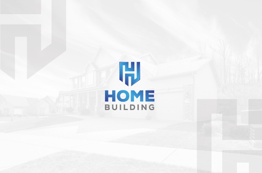 Logo firmy budowlanej z motywem domu i literą H na tle rozmytego zdjęcia domu jednorodzinnego.