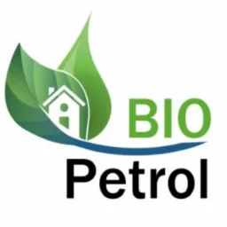 Logo firmy Bio Petrol z motywem zielonych liści, białego domu i niebieskiej fali.