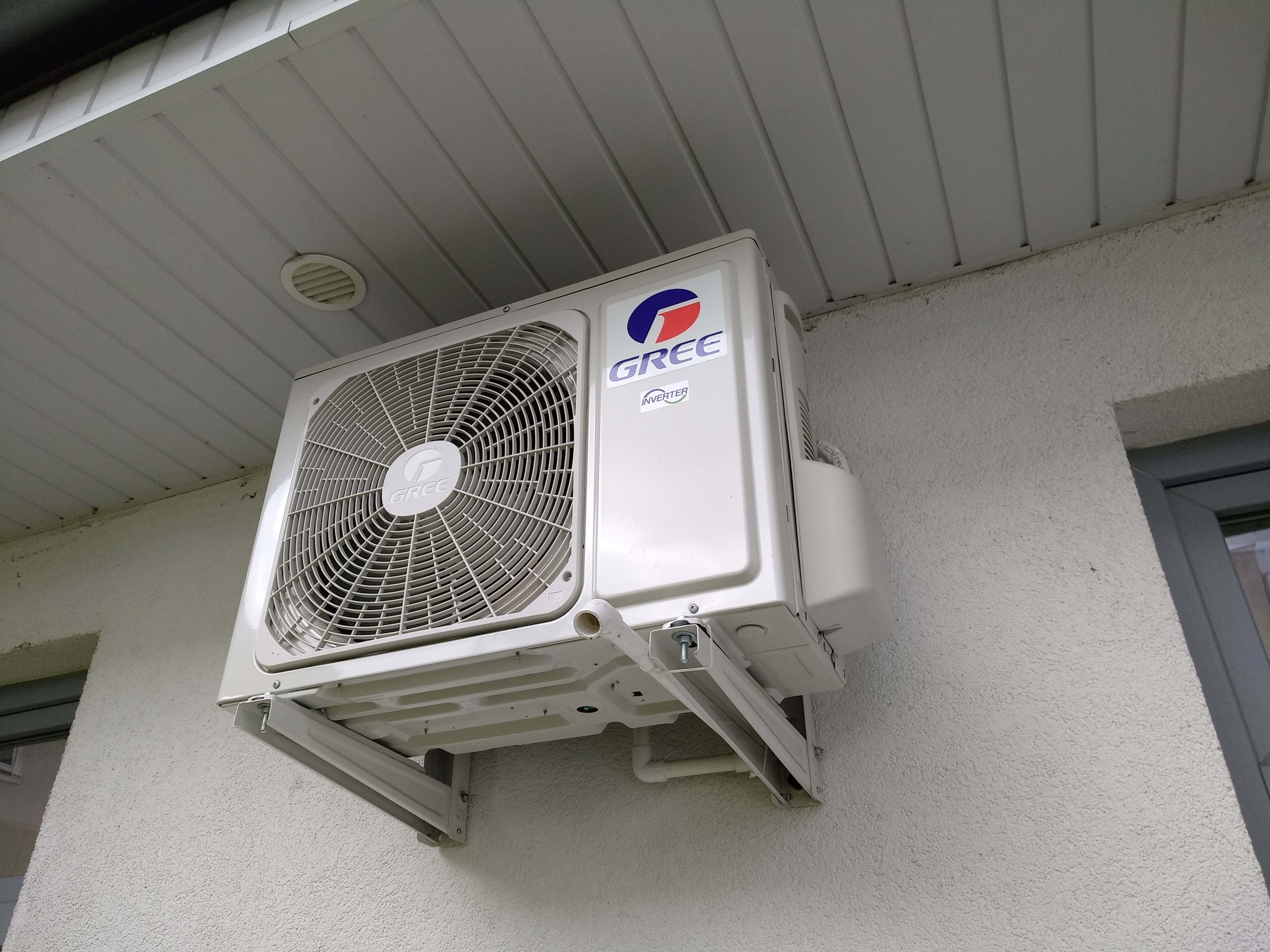 Jednostka zewnętrzna klimatyzatora marki Gree