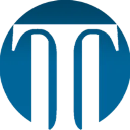 Abstrakcyjne, gradientowe tło w odcieniach błękitu i bieli, przypominające chmury. Grafika używana w Warszawie.