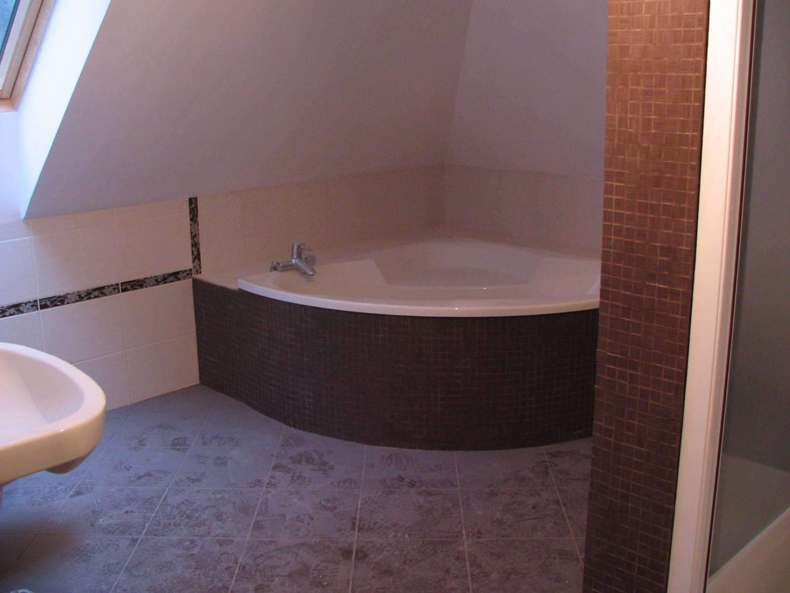 remonty łazienek-kuchni ,mieszkań kompleksowo