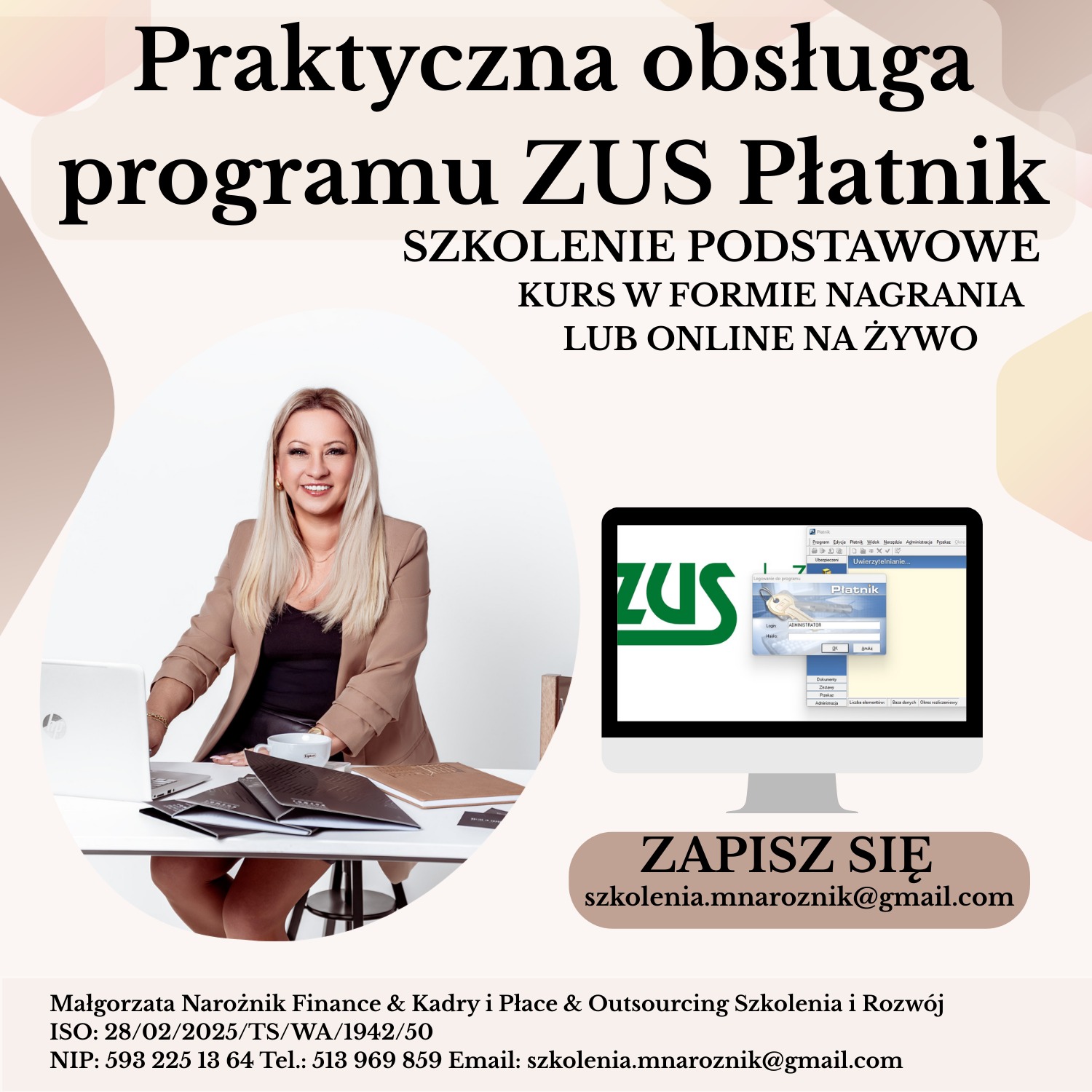 Szkolenie z obsługi programu ZUS Płatnik, prowadzone online lub w formie nagrania. Kobieta uśmiecha się za biurkiem z laptopem i dokumentami. Zapisz się!