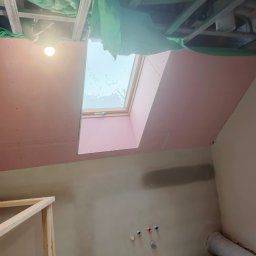 Zabudowa poddasza płytami GK.