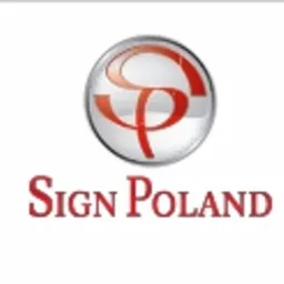 Logo firmy Sign Poland z czerwonym, stylizowanym napisem i symbolem w okręgu na białym tle.