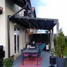 Pergola przyścienna widok z boku