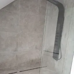 Odpływ liniowy + ogrzewana podłoga