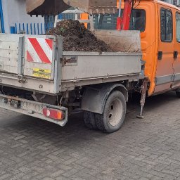 Wywóz ziemi 
Resztek roślinnych 