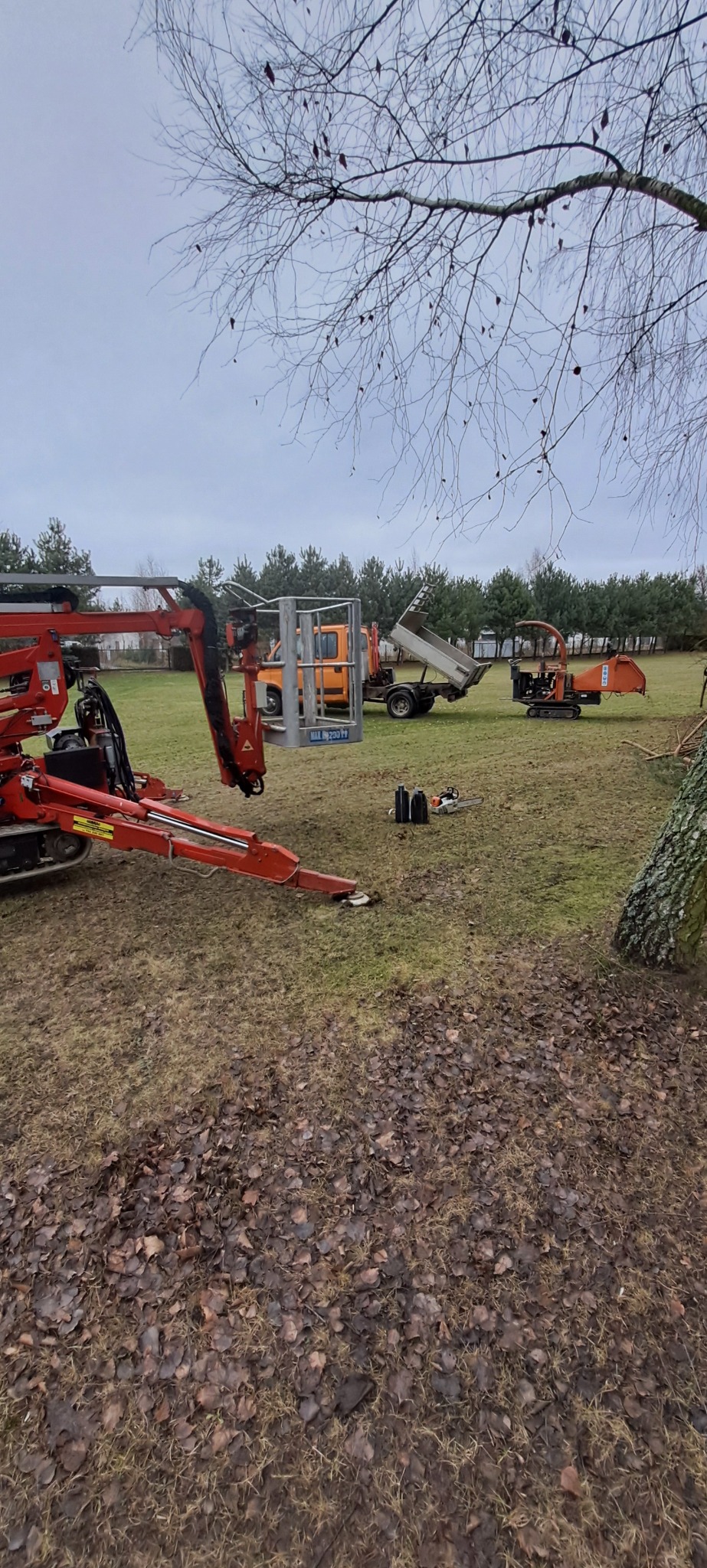 Podnośnik koszowy 15m Wywrotka z hds Rębak