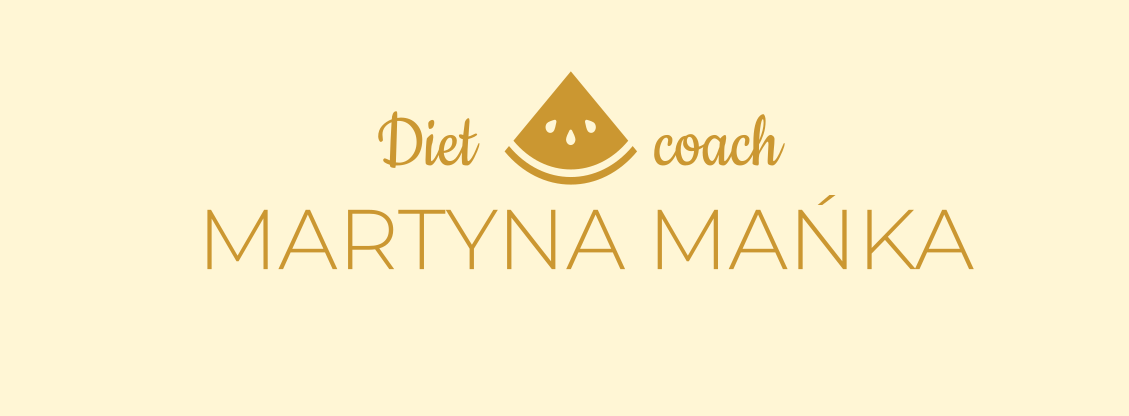 Logo firmy: Diet coach Martyna Mańka, z symbolem arbuza w kolorze złotym na beżowym tle.